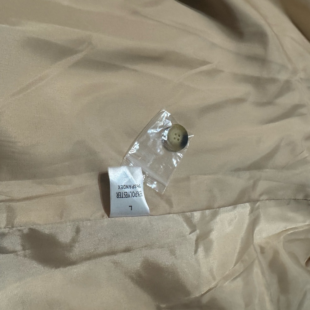 Howe Beige Single-Button Blazer - Picture 3 of 3